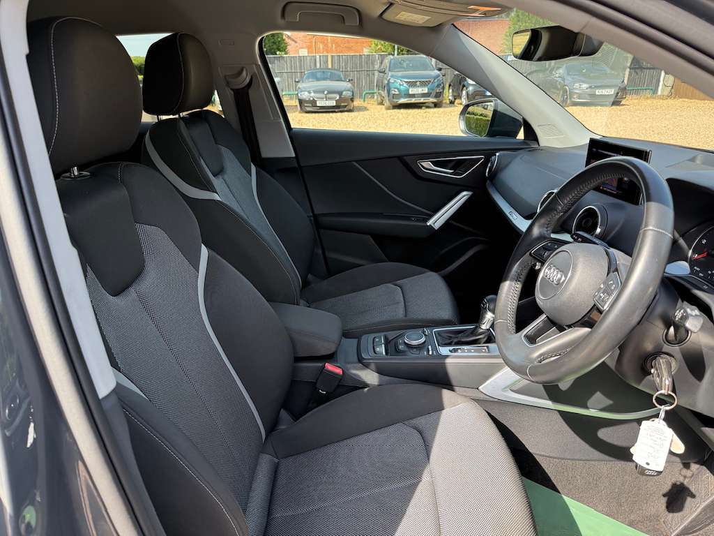 2017 AUDI Q2 2017 AUDI Q2