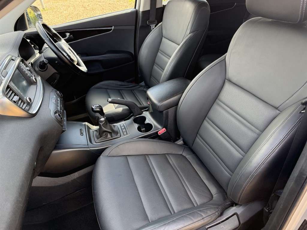 2015 KIA SORENTO 2015 KIA SORENTO