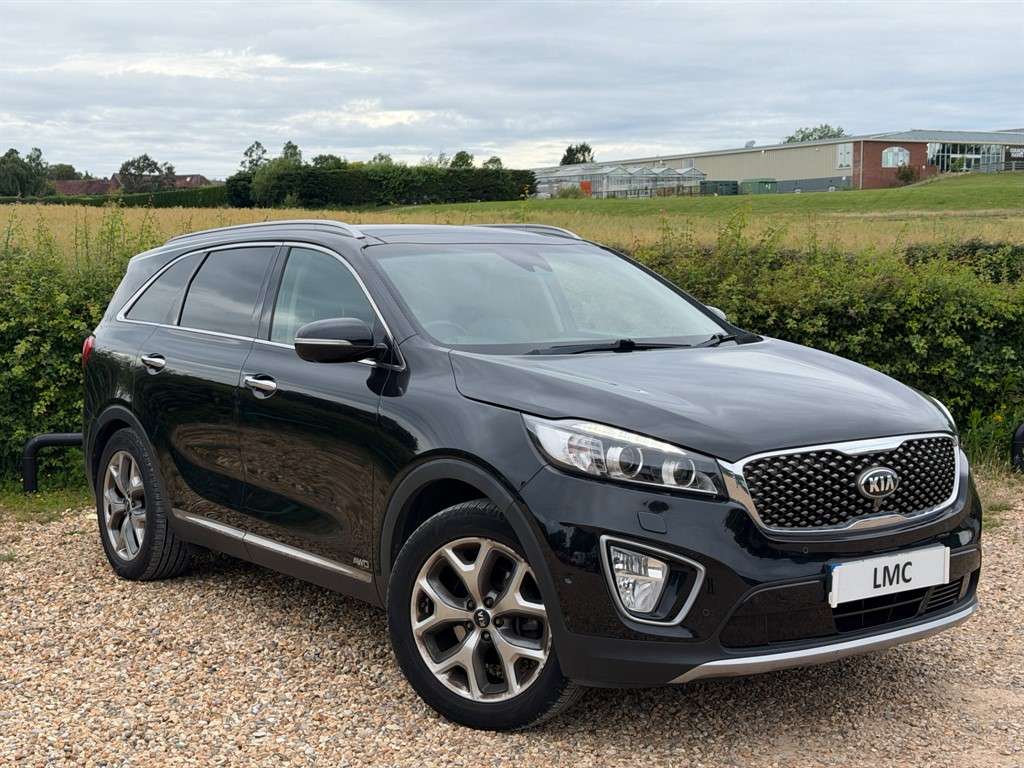 A 2016 KIA SORENTO 2.2 CRDi KX-4 SUV 5dr Diesel Auto AWD Euro 6 (197 A 2016 KIA SORENTO 2.2 CRDi KX-4 SUV 5dr Diesel Auto AWD Euro 6 (197