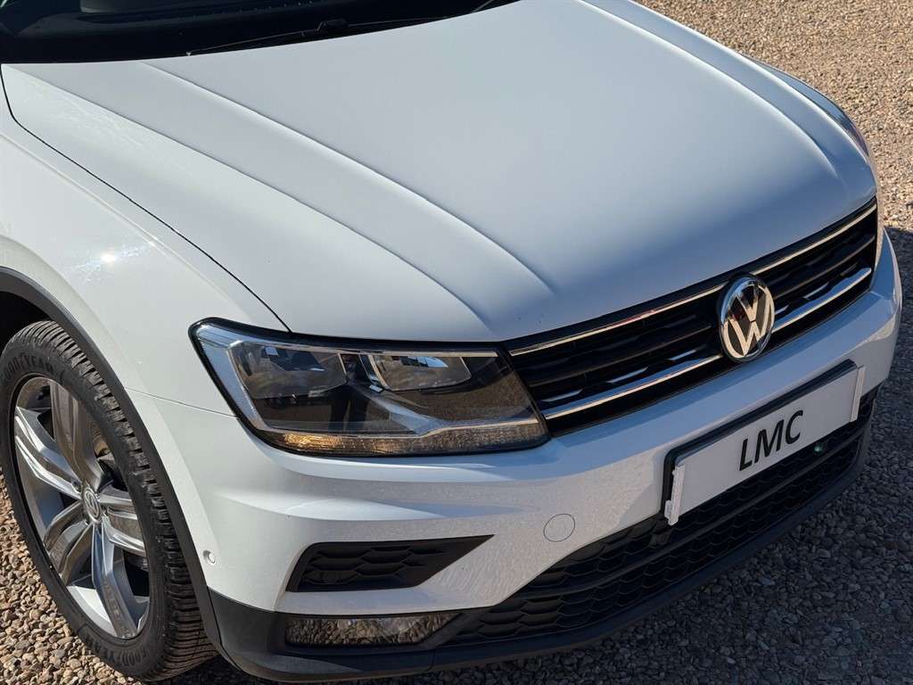 A 2019 VOLKSWAGEN TIGUAN 2.0 TDI Match SUV 5dr Diesel DSG Euro 6 (s/s) (150 A 2019 VOLKSWAGEN TIGUAN 2.0 TDI Match SUV 5dr Diesel DSG Euro 6 (s/s) (150