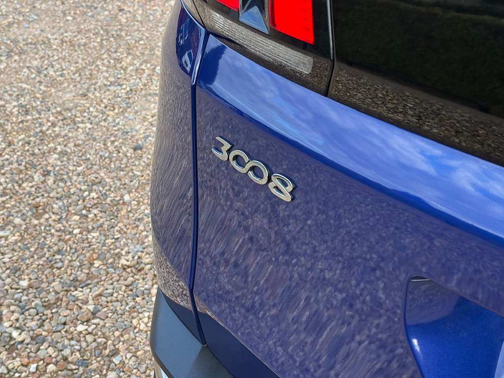 2020 PEUGEOT 3008 2020 PEUGEOT 3008