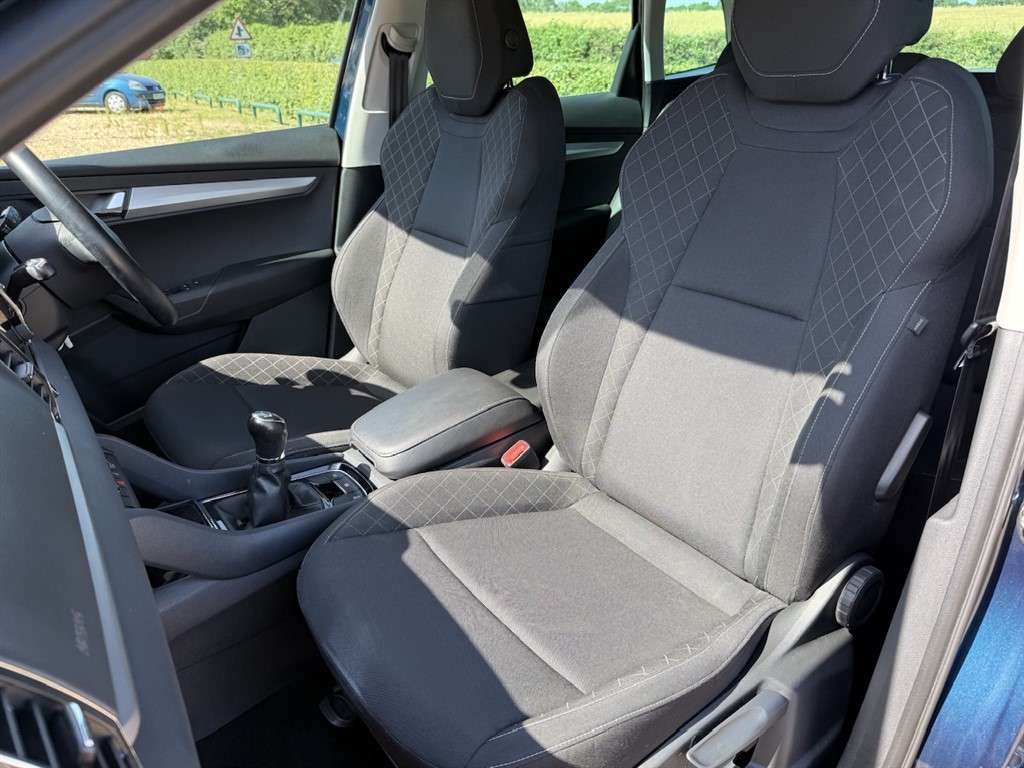 2018 SKODA KAROQ 2018 SKODA KAROQ
