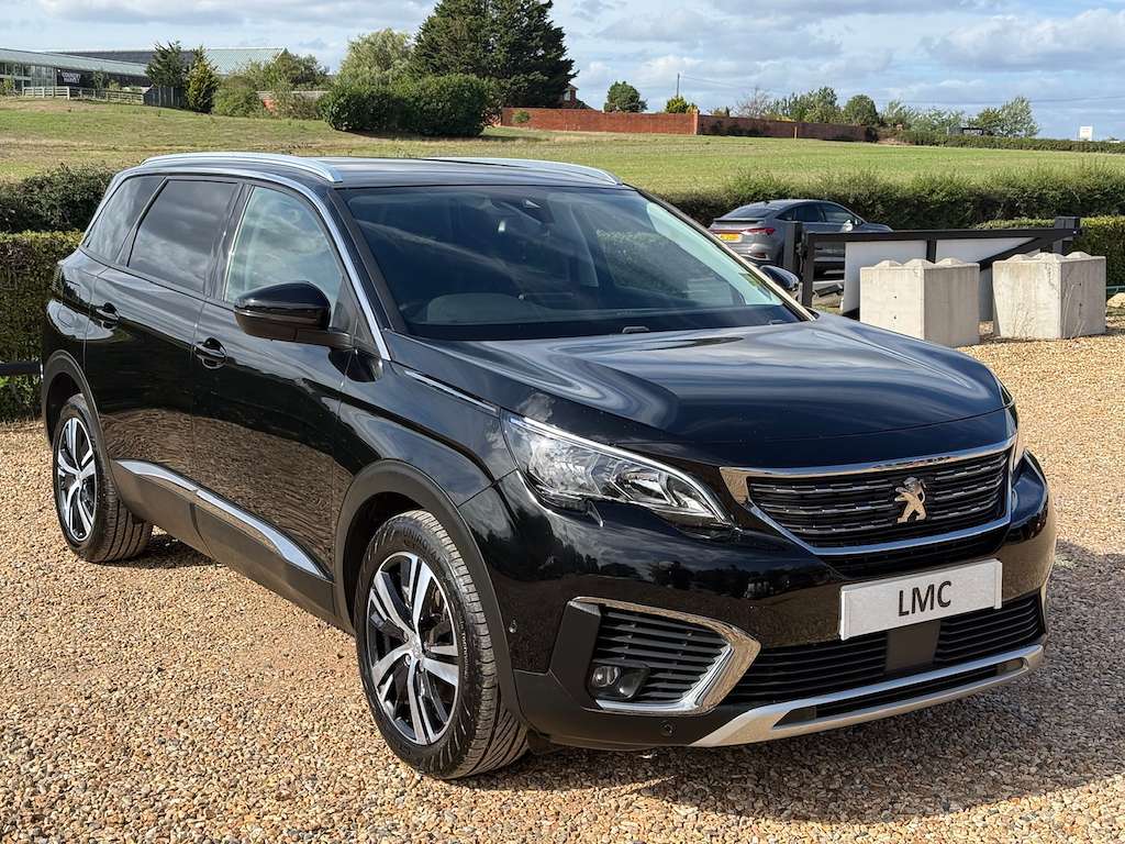A 2018 PEUGEOT 5008 1.5 BlueHDi Allure SUV 5dr Diesel Manual Euro 6 (s A 2018 PEUGEOT 5008 1.5 BlueHDi Allure SUV 5dr Diesel Manual Euro 6 (s