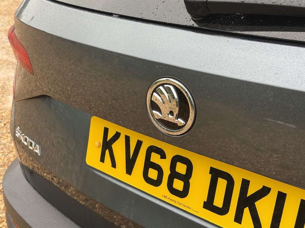2018 SKODA KAROQ 2018 SKODA KAROQ