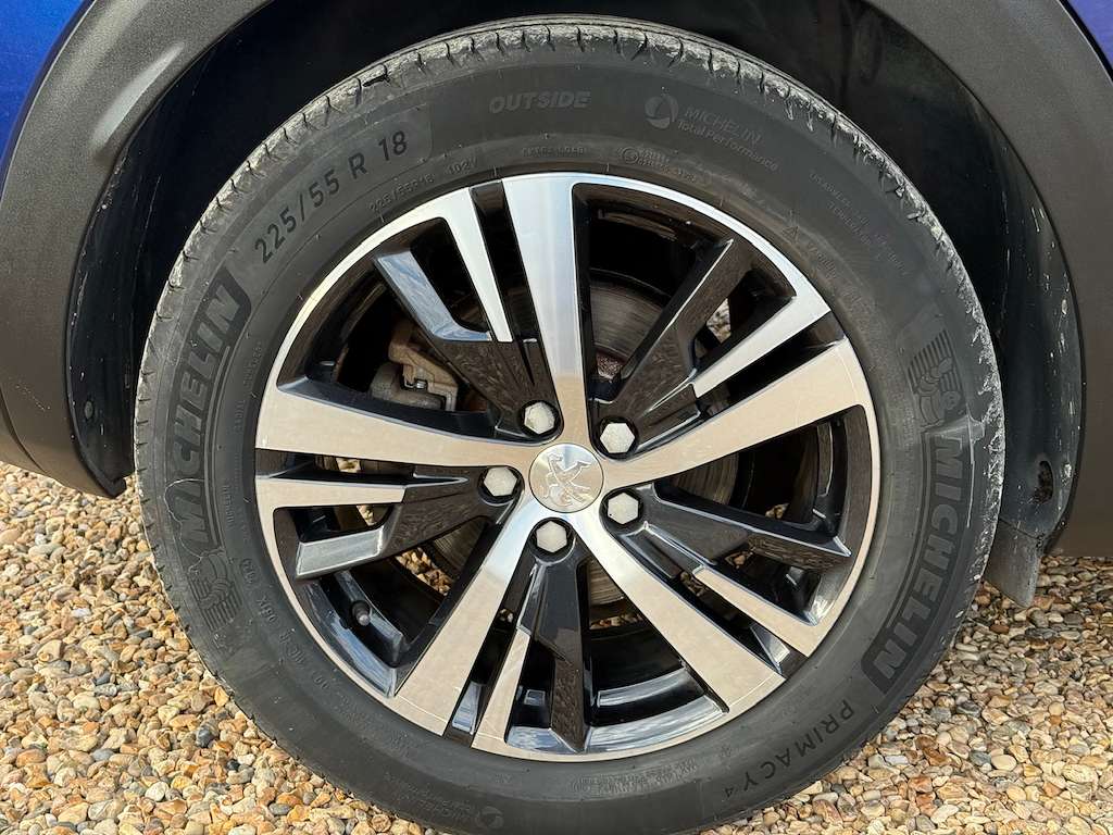 2020 PEUGEOT 3008 2020 PEUGEOT 3008