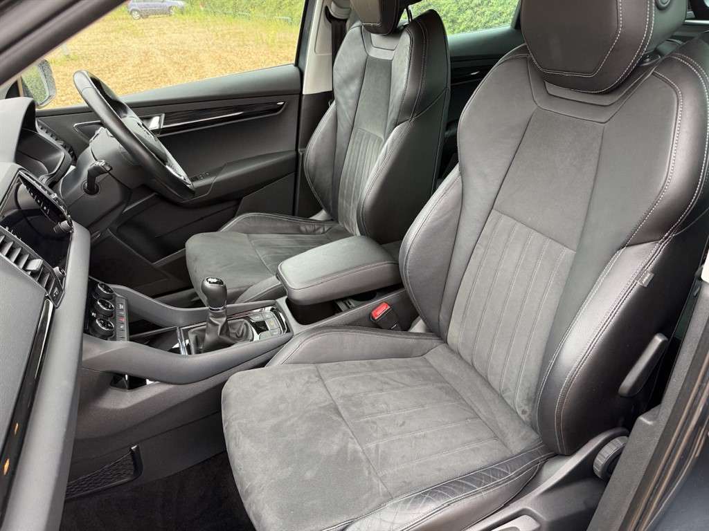 2018 SKODA KAROQ 2018 SKODA KAROQ