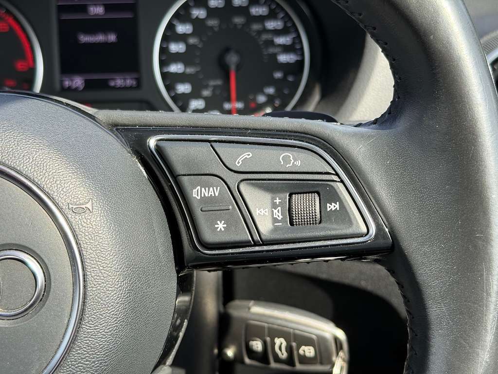 2017 AUDI Q2 2017 AUDI Q2