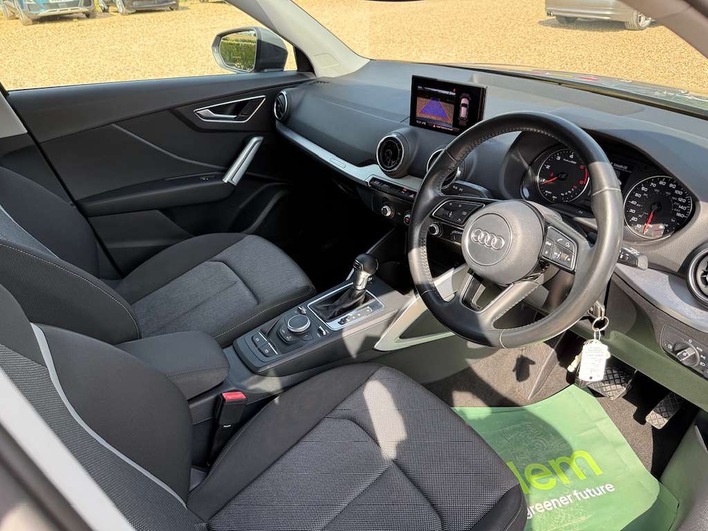 2017 AUDI Q2 2017 AUDI Q2