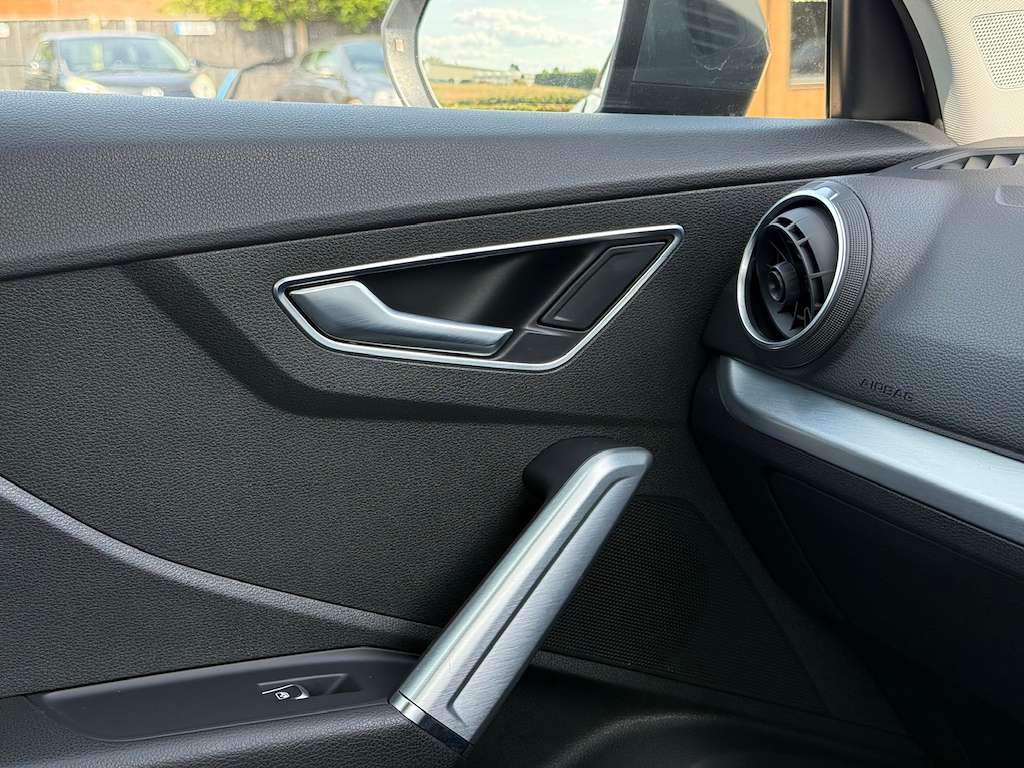 2017 AUDI Q2 2017 AUDI Q2