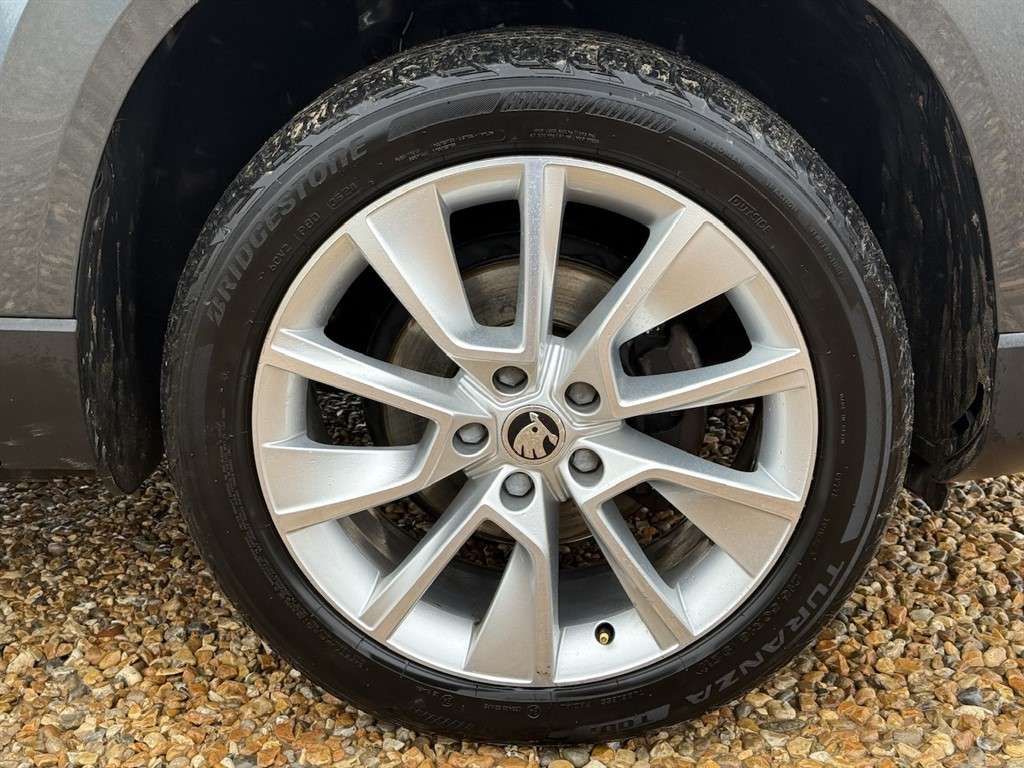 2018 SKODA KAROQ 2018 SKODA KAROQ