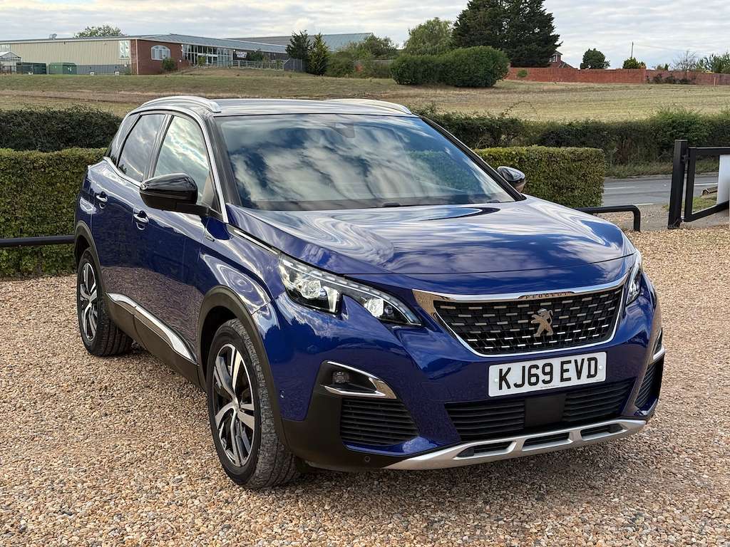 A 2020 PEUGEOT 3008 1.5 BlueHDi GT Line SUV 5dr Diesel Manual Euro 6 ( A 2020 PEUGEOT 3008 1.5 BlueHDi GT Line SUV 5dr Diesel Manual Euro 6 (