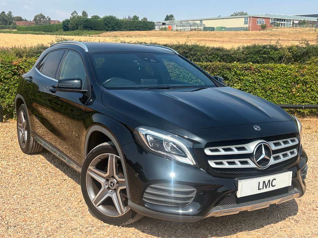 A 2017 MERCEDES GLA220 2.1 GLA220d AMG Line (Premium) SUV 5dr Diesel 7G-D A 2017 MERCEDES GLA220 2.1 GLA220d AMG Line (Premium) SUV 5dr Diesel 7G-D