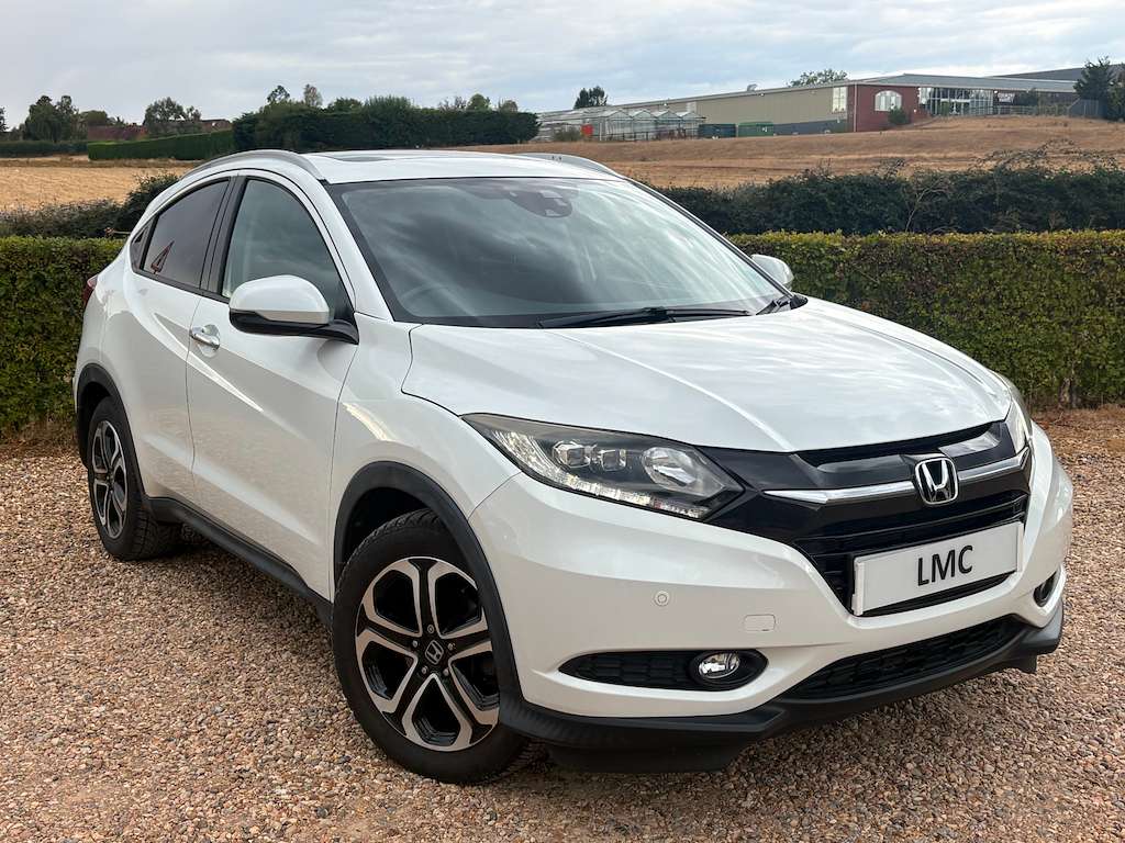 A 2015 HONDA HR-V 1.6 i-DTEC EX SUV 5dr Diesel Manual Euro 6 (s/s) ( A 2015 HONDA HR-V 1.6 i-DTEC EX SUV 5dr Diesel Manual Euro 6 (s/s) (