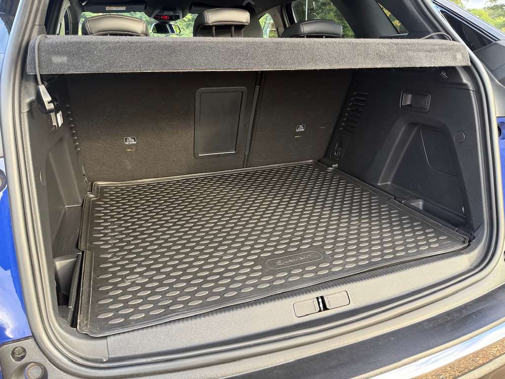 2020 PEUGEOT 3008 2020 PEUGEOT 3008