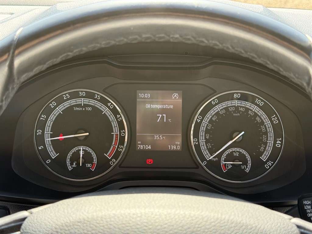 2018 SKODA KAROQ 2018 SKODA KAROQ