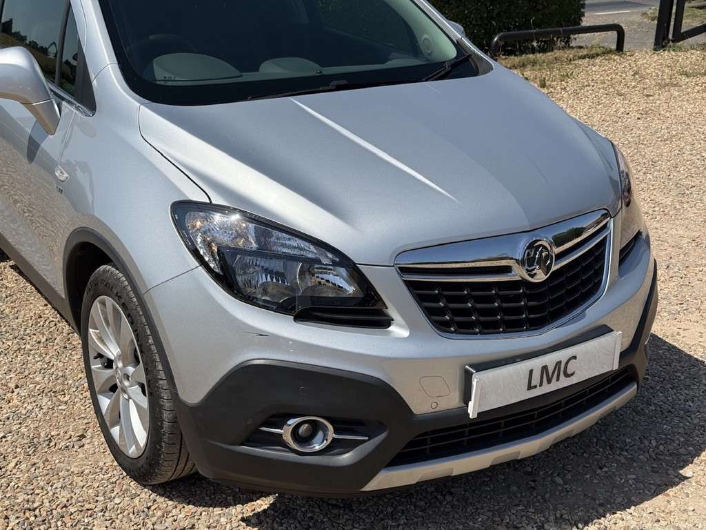 A 2015 VAUXHALL MOKKA 1.7 CDTi SE SUV 5dr Diesel Auto 2WD Euro 5 (130 ps A 2015 VAUXHALL MOKKA 1.7 CDTi SE SUV 5dr Diesel Auto 2WD Euro 5 (130 ps