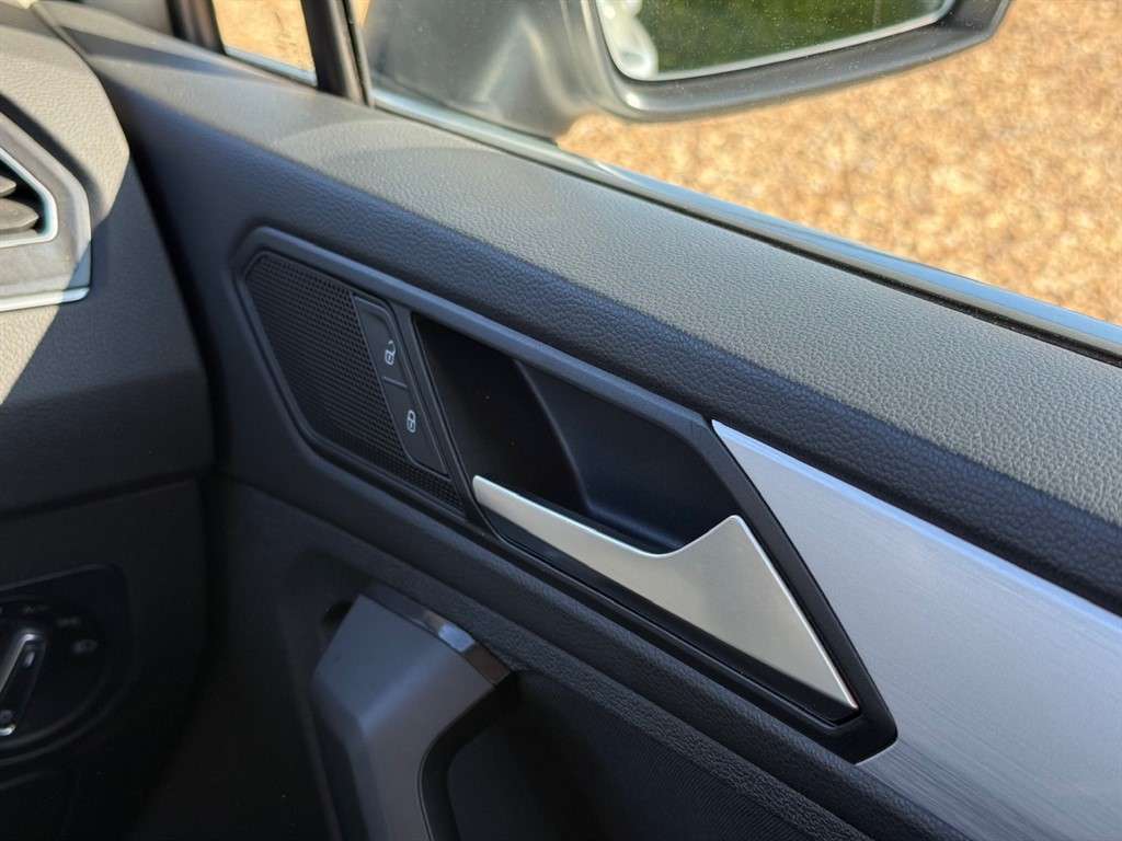 2019 VOLKSWAGEN TIGUAN 2019 VOLKSWAGEN TIGUAN