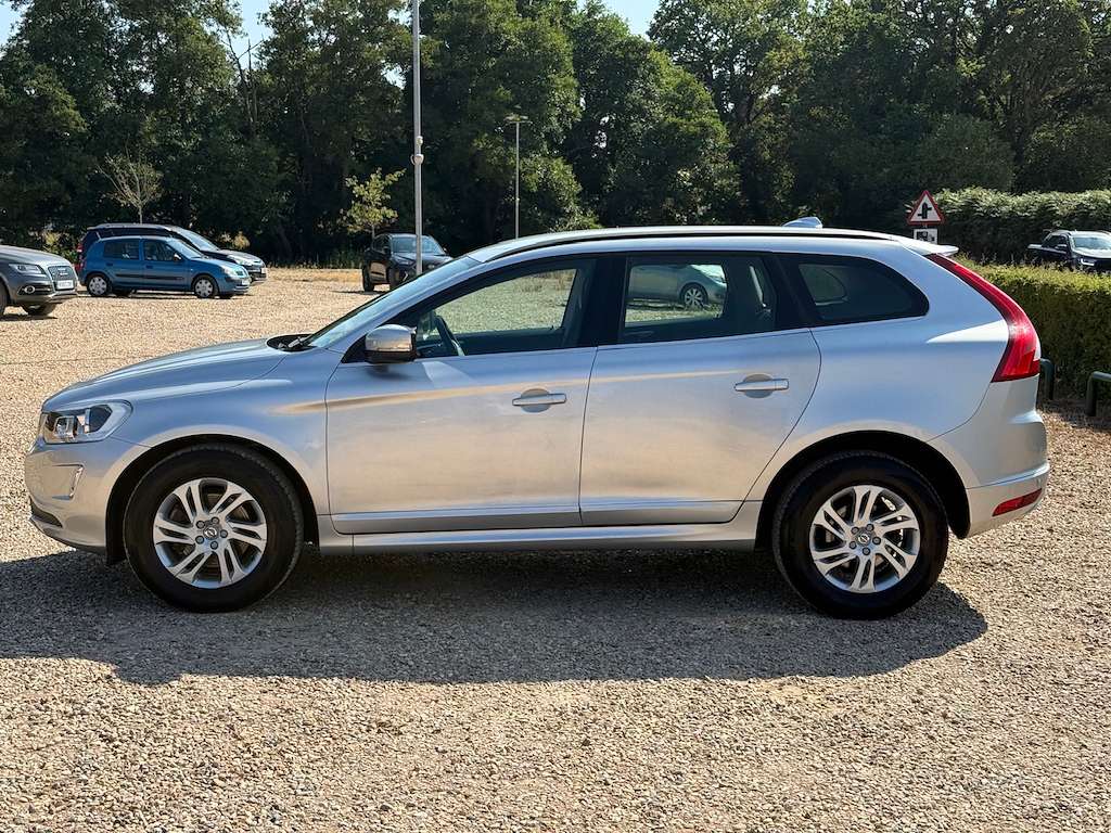 2017 VOLVO XC60 2017 VOLVO XC60
