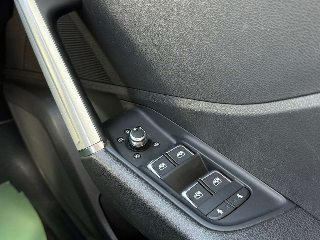 2017 AUDI Q2 2017 AUDI Q2