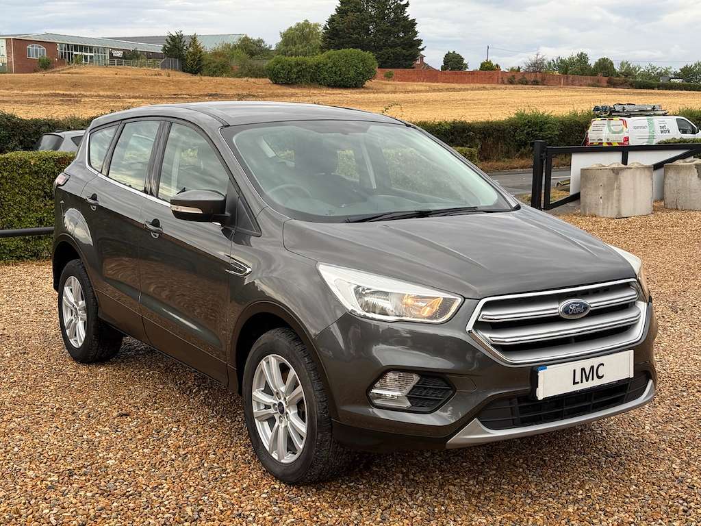 A 2017 FORD KUGA 1.5 TDCi Zetec SUV 5dr Diesel Manual Euro 6 (s/s) A 2017 FORD KUGA 1.5 TDCi Zetec SUV 5dr Diesel Manual Euro 6 (s/s)