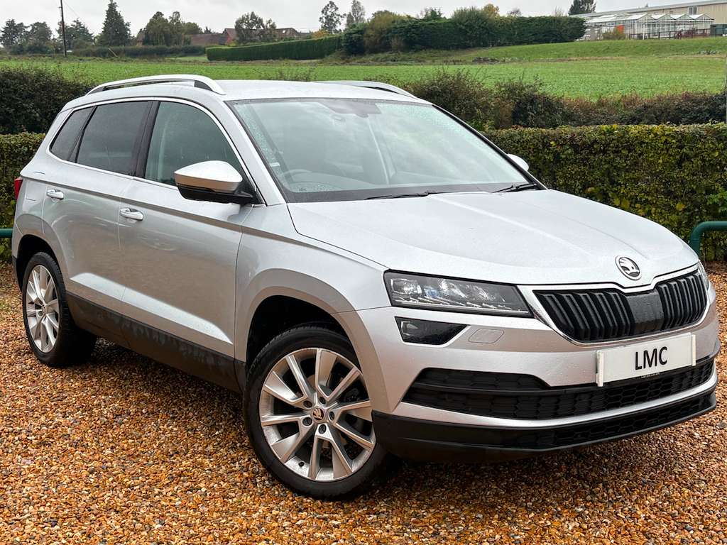 A 2019 SKODA KAROQ 1.6 TDI SE L SUV 5dr Diesel DSG Euro 6 (s/s) (115 A 2019 SKODA KAROQ 1.6 TDI SE L SUV 5dr Diesel DSG Euro 6 (s/s) (115
