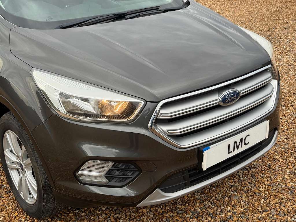 A 2017 FORD KUGA 1.5 TDCi Zetec SUV 5dr Diesel Manual Euro 6 (s/s) A 2017 FORD KUGA 1.5 TDCi Zetec SUV 5dr Diesel Manual Euro 6 (s/s)