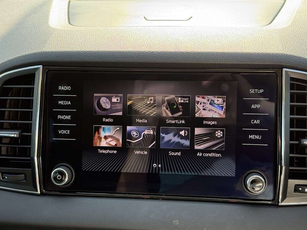 2018 SKODA KAROQ 2018 SKODA KAROQ