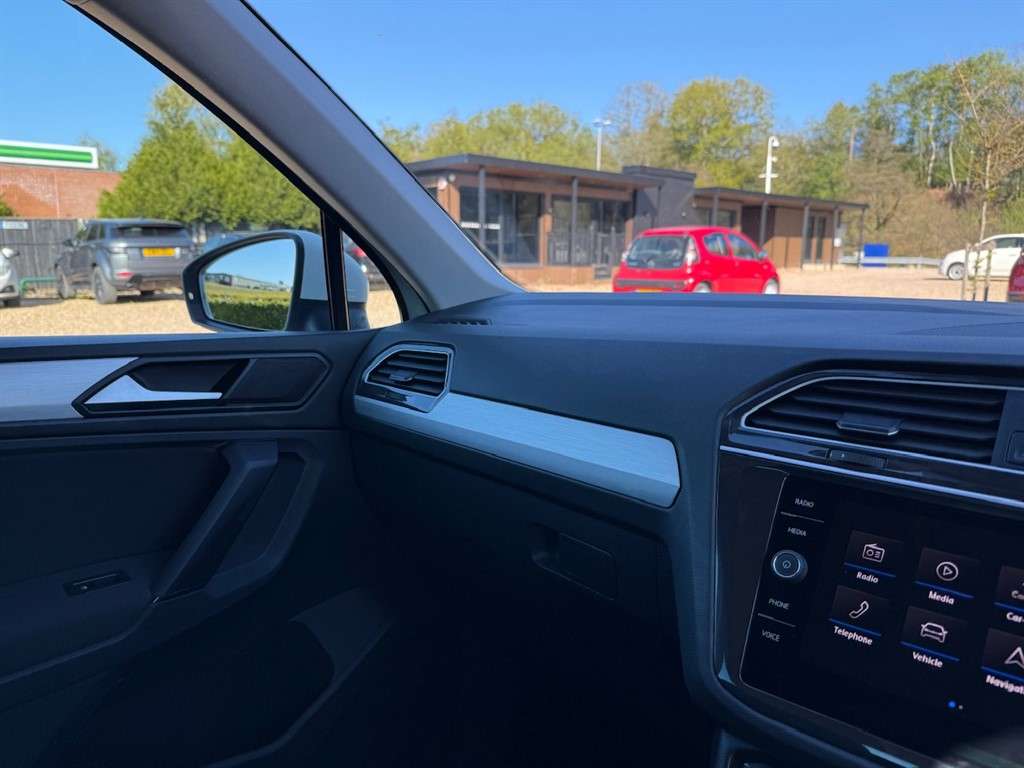2019 VOLKSWAGEN TIGUAN 2019 VOLKSWAGEN TIGUAN