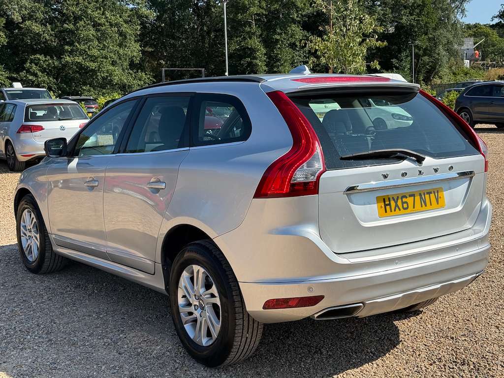 2017 VOLVO XC60 2017 VOLVO XC60