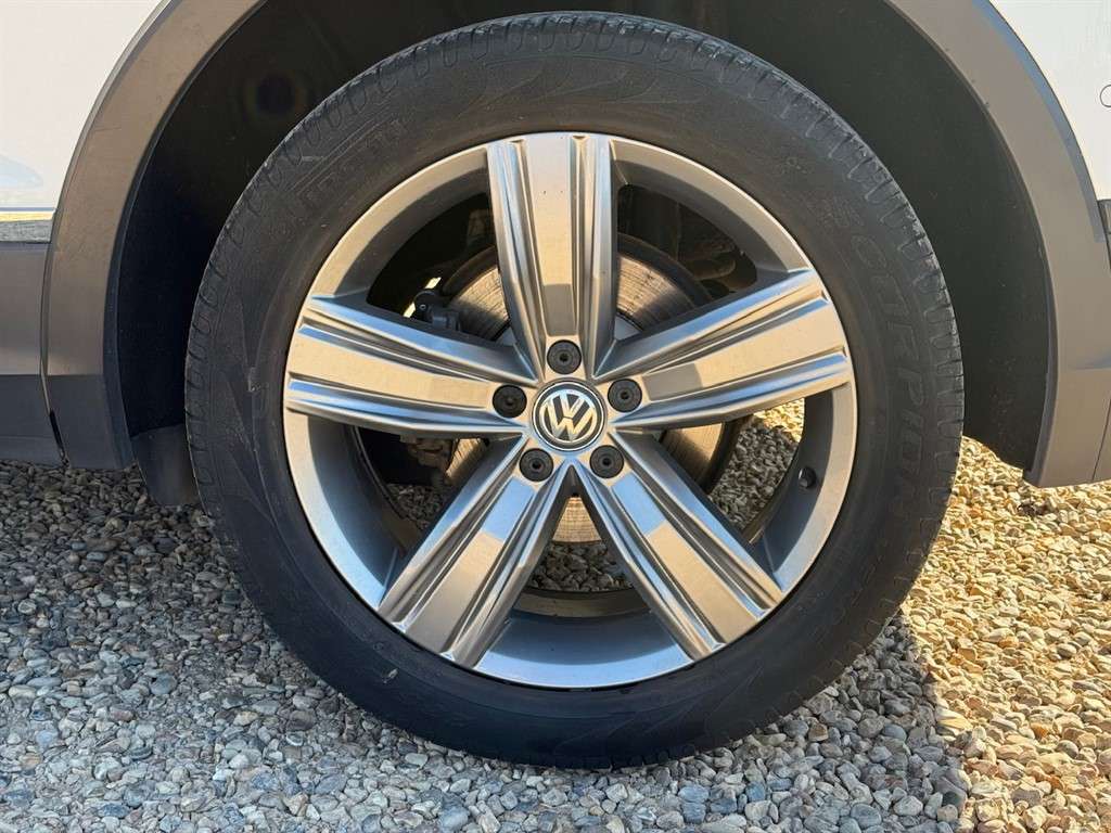2019 VOLKSWAGEN TIGUAN 2019 VOLKSWAGEN TIGUAN