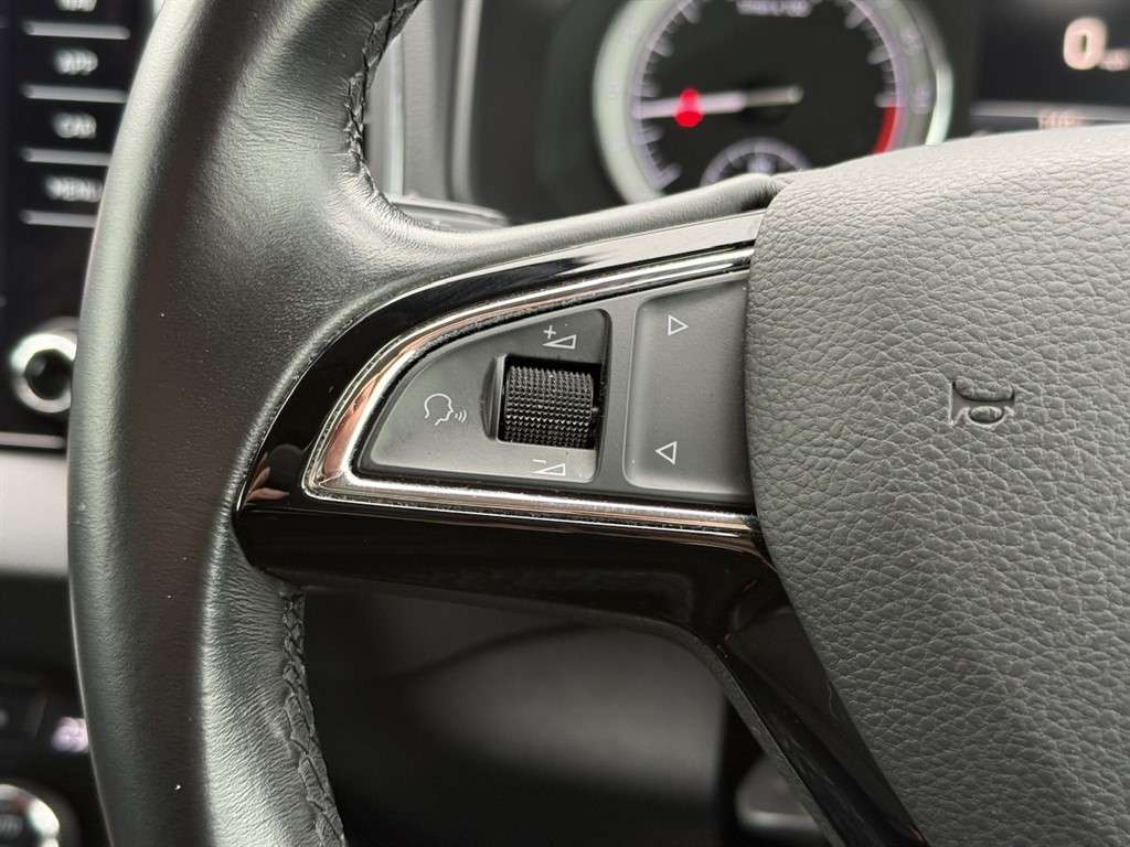 2018 SKODA KAROQ 2018 SKODA KAROQ