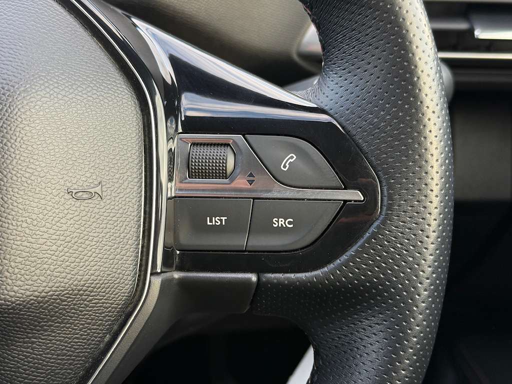 2020 PEUGEOT 3008 2020 PEUGEOT 3008