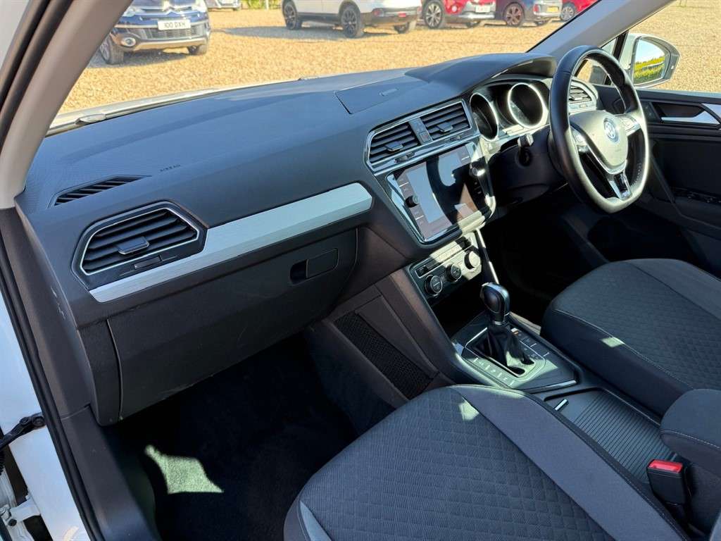 2019 VOLKSWAGEN TIGUAN 2019 VOLKSWAGEN TIGUAN