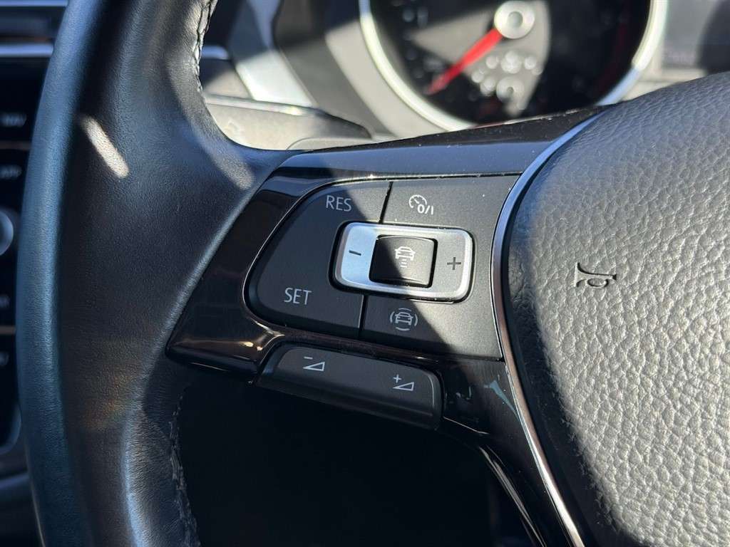 2019 VOLKSWAGEN TIGUAN 2019 VOLKSWAGEN TIGUAN