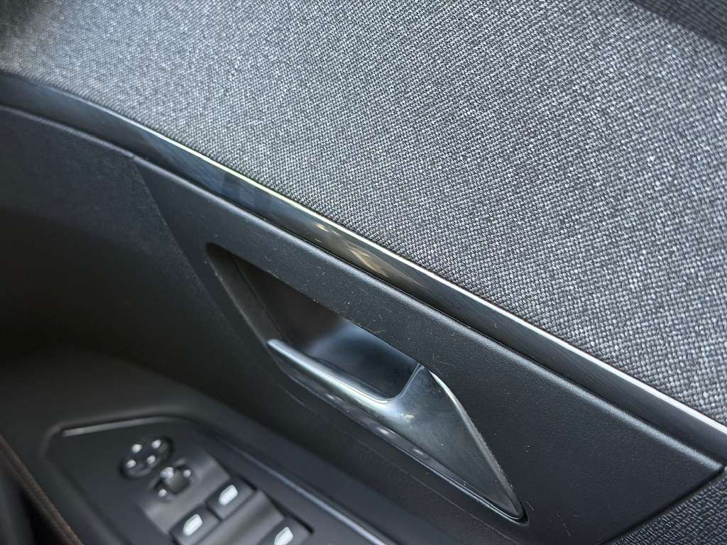 2020 PEUGEOT 3008 2020 PEUGEOT 3008