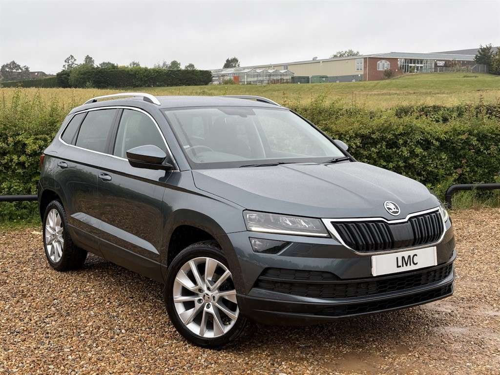 A 2018 SKODA KAROQ 1.6 TDI SE L SUV 5dr Diesel Manual Euro 6 (s/s) (1 A 2018 SKODA KAROQ 1.6 TDI SE L SUV 5dr Diesel Manual Euro 6 (s/s) (1