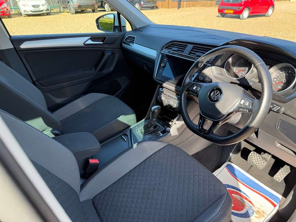 2019 VOLKSWAGEN TIGUAN 2019 VOLKSWAGEN TIGUAN