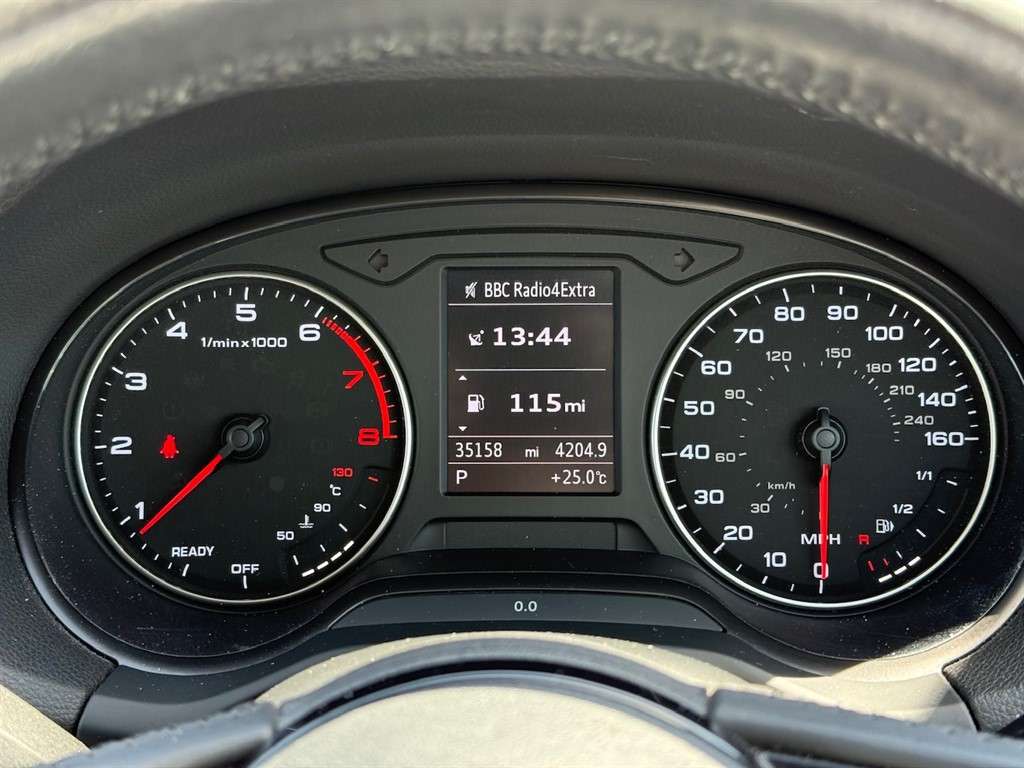 2017 AUDI Q2 2017 AUDI Q2