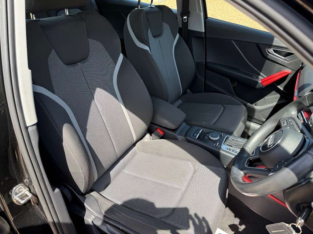 2017 AUDI Q2 2017 AUDI Q2