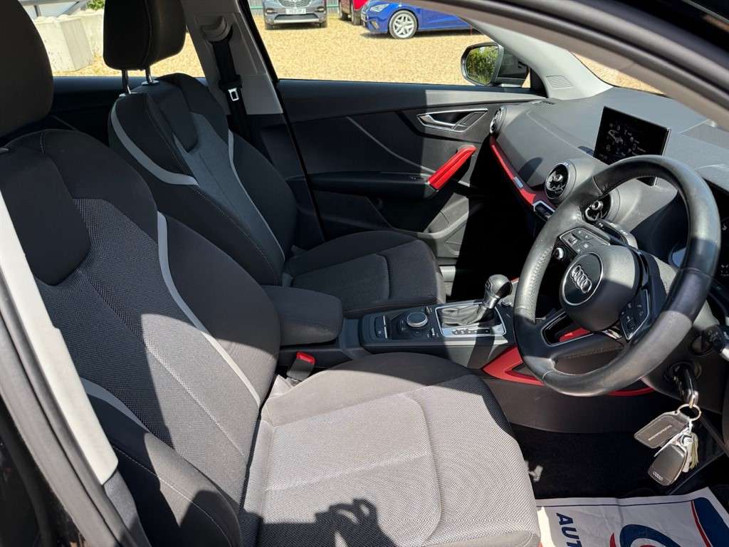 2017 AUDI Q2 2017 AUDI Q2