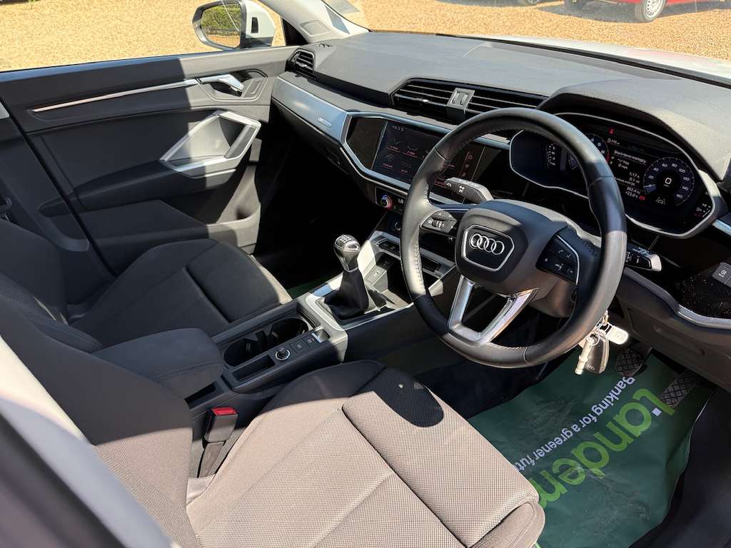 2019 AUDI Q3 2019 AUDI Q3