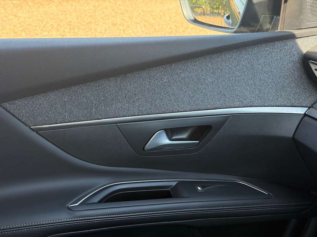 2018 PEUGEOT 5008 2018 PEUGEOT 5008