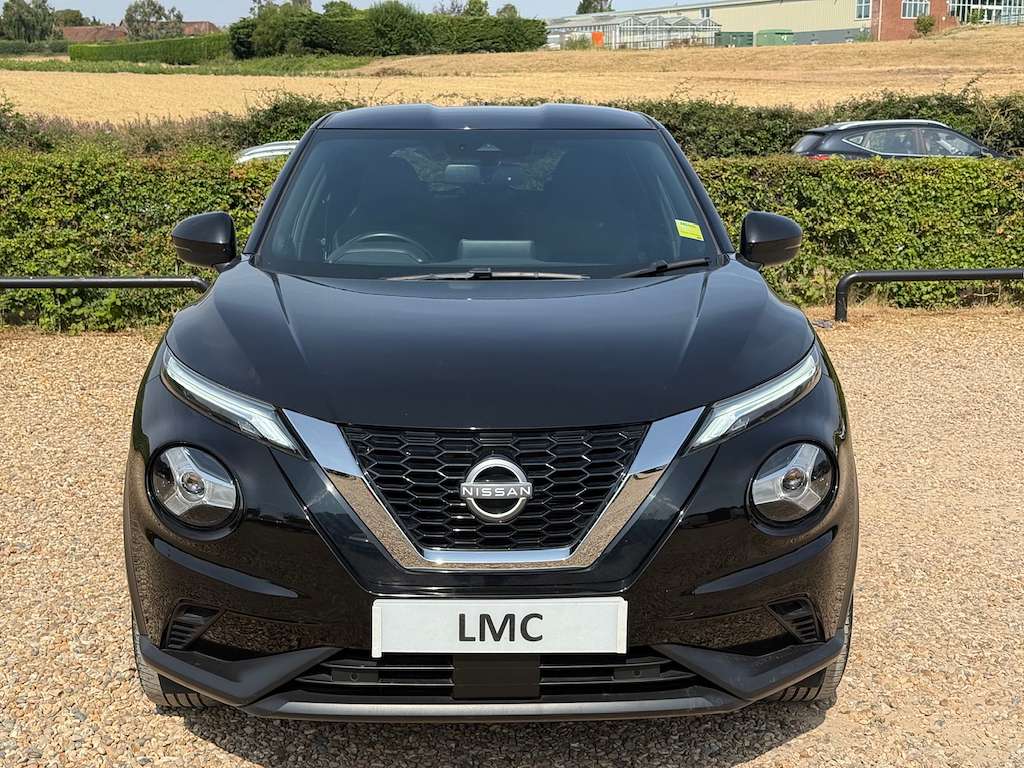 A 2023 NISSAN JUKE 1.0 DIG-T N-Connecta SUV 5dr Petrol DCT Auto Euro A 2023 NISSAN JUKE 1.0 DIG-T N-Connecta SUV 5dr Petrol DCT Auto Euro