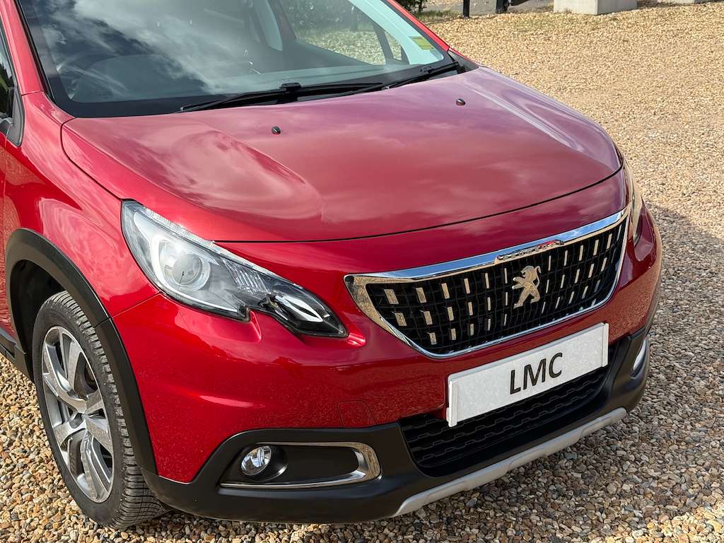 A 2019 PEUGEOT 2008 1.2 PureTech Allure Premium SUV 5dr Petrol Manual A 2019 PEUGEOT 2008 1.2 PureTech Allure Premium SUV 5dr Petrol Manual