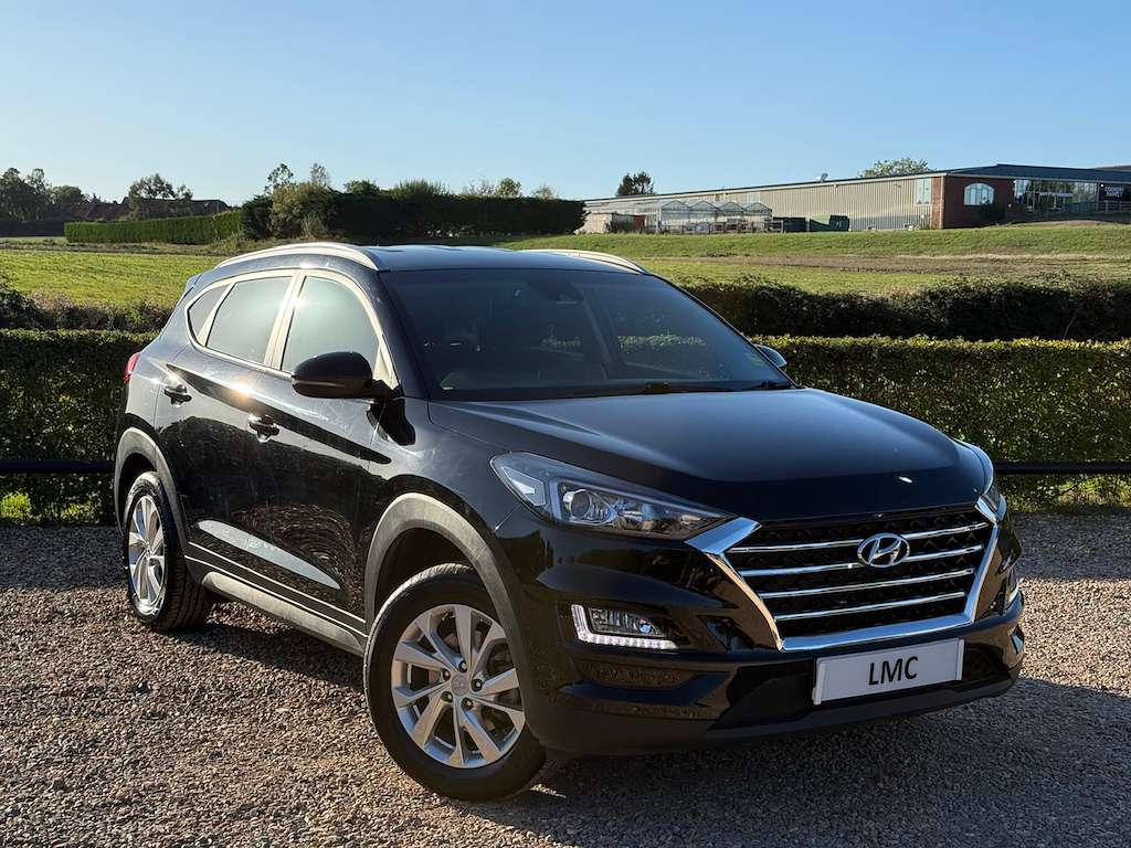 A 2020 HYUNDAI TUCSON 1.6 GDi SE Nav SUV 5dr Petrol Manual Euro 6 (s/s) A 2020 HYUNDAI TUCSON 1.6 GDi SE Nav SUV 5dr Petrol Manual Euro 6 (s/s)
