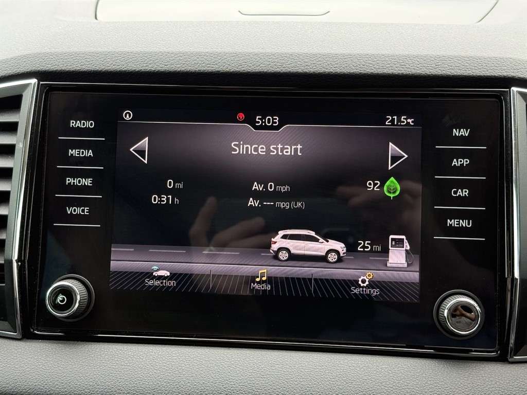 2020 SKODA KAROQ 2020 SKODA KAROQ