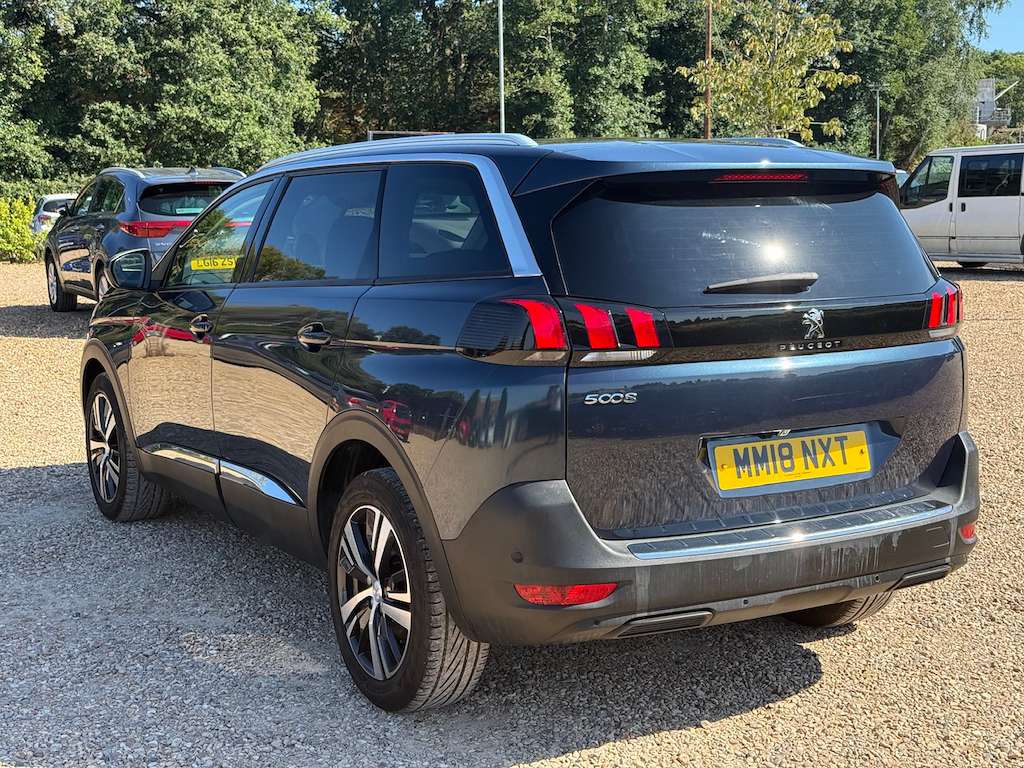 2018 PEUGEOT 5008 2018 PEUGEOT 5008