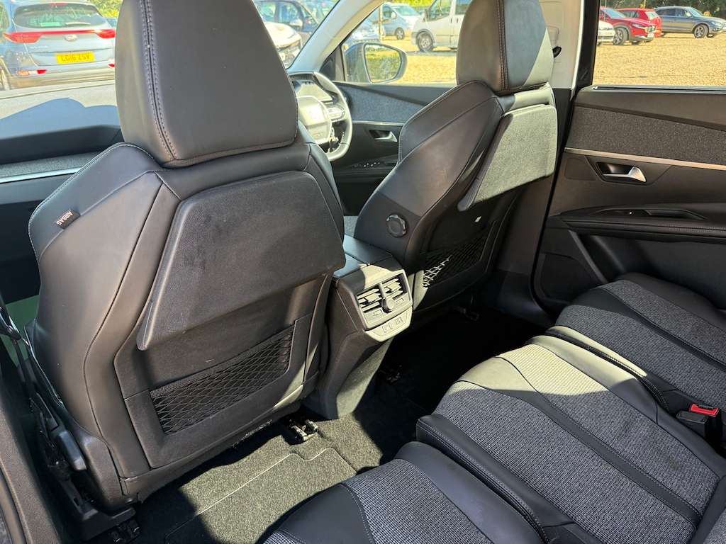 2018 PEUGEOT 5008 2018 PEUGEOT 5008