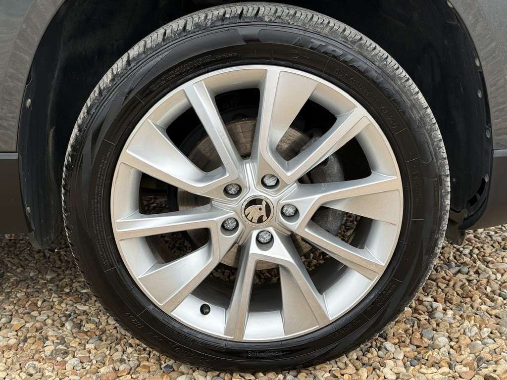 2020 SKODA KAROQ 2020 SKODA KAROQ