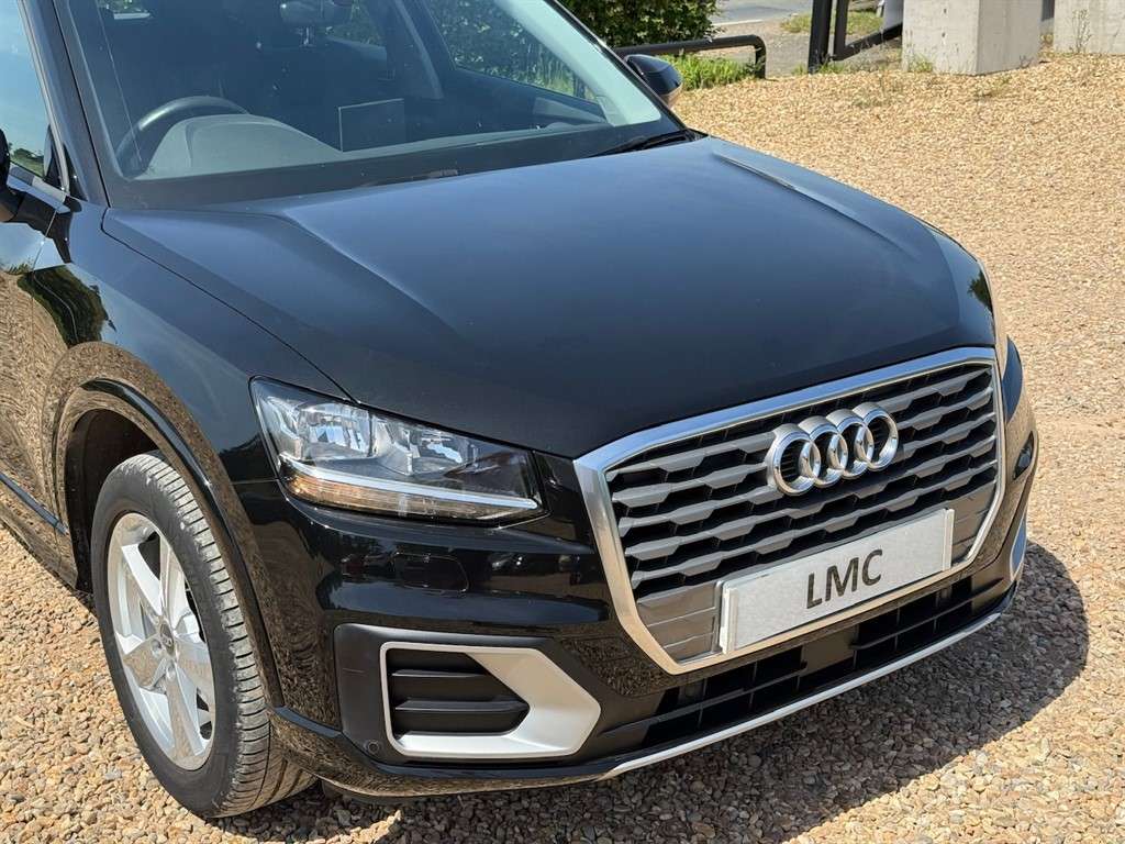 A 2017 AUDI Q2 1.4 TFSI CoD Sport SUV 5dr Petrol S Tronic Euro 6 A 2017 AUDI Q2 1.4 TFSI CoD Sport SUV 5dr Petrol S Tronic Euro 6